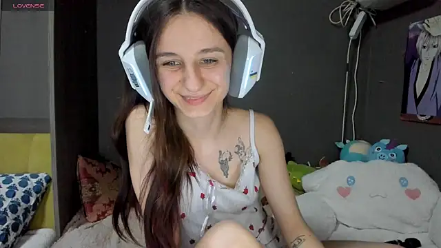  Nika Kik online show from 04-15-26, 07:58