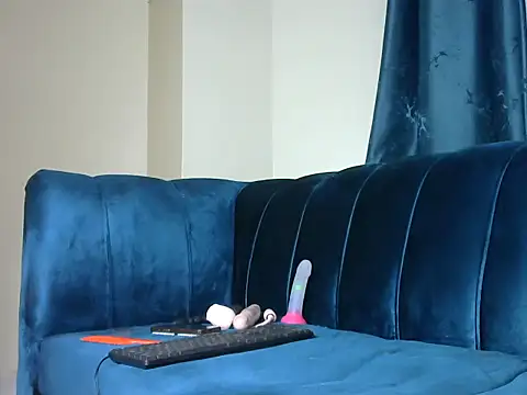 Petite lexii online show from 09-26-25, 03:54