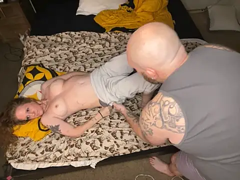 Snapshot of Satans_Play chatting on 11-09-25, 07:28 Satans Play online show from 11-09-25, 07:28