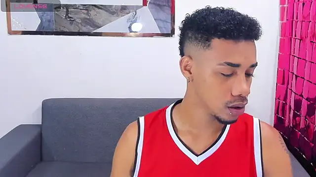 Snapshot of Hottwinkguys chatting on 01-09-25, 03:01 Hottwinkguys online show from 01-09-25, 03:01