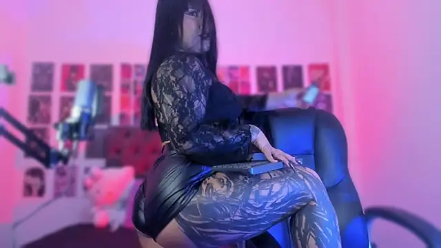 Snapshot of Tellme_Alexa chatting on 09-26-25, 03:16 Tellme Alexa online show from 09-26-25, 03:16