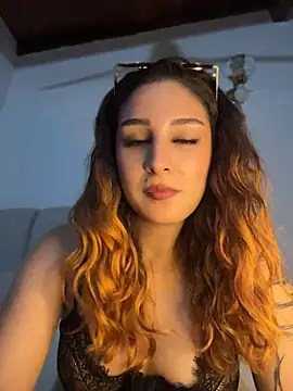 Mon Cherry online show from 04-15-26, 01:12