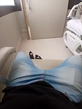 Snapshot of Seductiveblack chatting on 12-03-25, 04:38 Seductiveblack online show from 12-03-25, 04:38