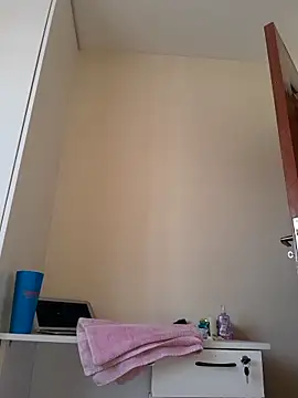 Snapshot of pnut_20 chatting on 02-07-25, 09:05 pnut 20 online show from 02-07-25, 09:05