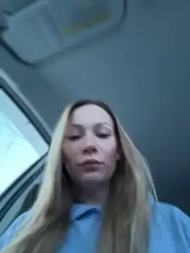 Snapshot of LavenderHot chatting on 01-08-26, 02:47 LavenderHot online show from 01-08-26, 02:47