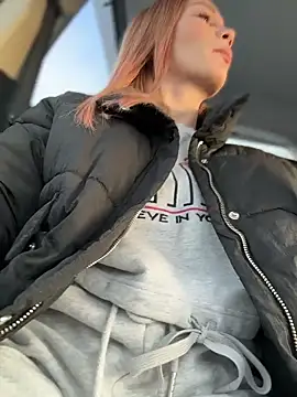 Snapshot of LavenderHot chatting on 02-10-26, 02:37 LavenderHot online show from 02-10-26, 02:37