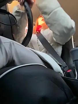 Snapshot of LavenderHot chatting on 02-26-26, 02:21 LavenderHot online show from 02-26-26, 02:21