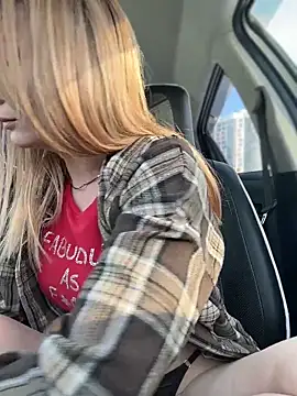 Snapshot of LavenderHot chatting on 03-02-26, 05:08 LavenderHot online show from 03-02-26, 05:08