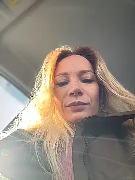 LavenderHot online show from 04-18-26, 01:31