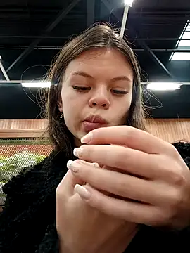 Violeta 12- online show from 02-12-25, 09:11