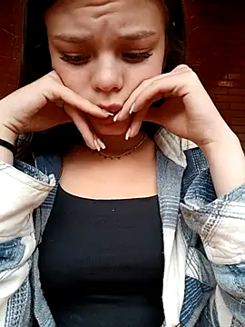 Violeta 12- online show from 02-13-25, 08:45