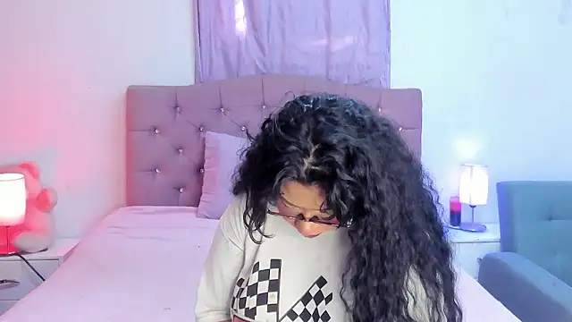 Latinabombsheell online show from 02-13-26, 08:16