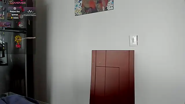 Snapshot of Simply_Zoe__ chatting on 12-05-25, 05:09 Simply Zoe online show from 12-05-25, 05:09