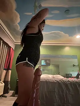 Gin4Cole online show from 01-13-25, 04:07