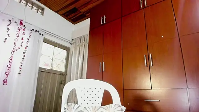 Snapshot of loreth_J chatting on 12-03-24, 06:17 loreth J online show from 12-03-24, 06:17