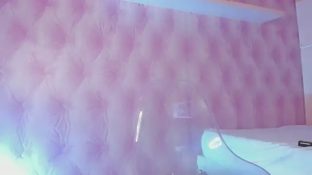 Snapshot of Hilary-banks chatting on 03-16-25, 07:48 Hilary-banks online show from 03-16-25, 07:48