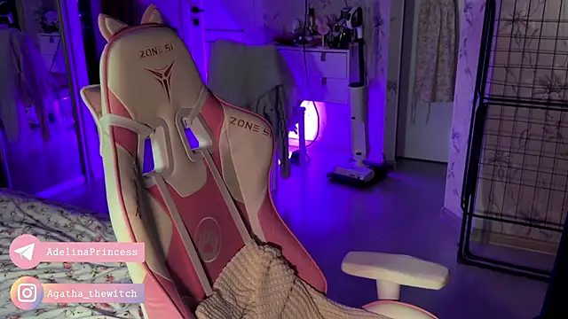 Snapshot of pearl_princess_ chatting on 02-07-25, 03:23 pearl princess online show from 02-07-25, 03:23