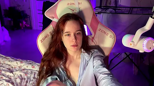 Snapshot of pearl_princess_ chatting on 03-10-25, 02:06 pearl princess online show from 03-10-25, 02:06