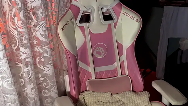 Snapshot of pearl_princess_ chatting on 09-14-25, 11:31 pearl princess online show from 09-14-25, 11:31