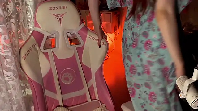 Snapshot of pearl_princess_ chatting on 09-26-25, 11:09 pearl princess online show from 09-26-25, 11:09