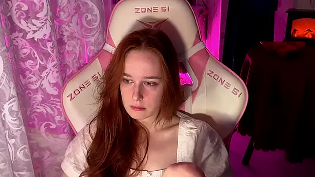 Snapshot of pearl_princess_ chatting on 10-08-25, 07:28 pearl princess online show from 10-08-25, 07:28