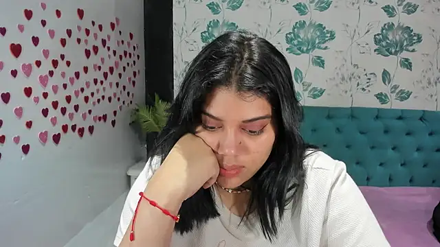 LindaBreeS online show from 02-10-25, 05:19