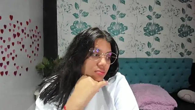 LindaBreeS online show from 03-16-25, 04:12