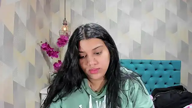 LindaBreeS online show from 09-28-25, 02:00