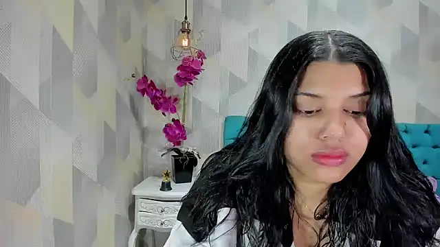 LindaBreeS online show from 10-07-25, 12:57