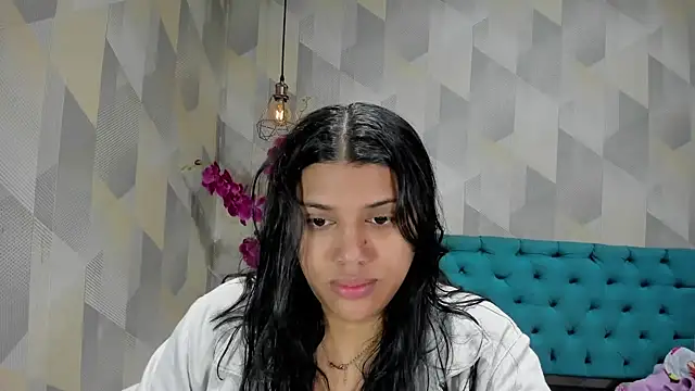 Snapshot of LindaBreeS chatting on 10-08-25, 01:31 LindaBreeS online show from 10-08-25, 01:31