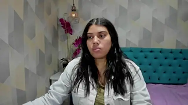 LindaBreeS online show from 11-08-25, 03:23