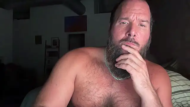 Snapshot of Barebackheat chatting on 10-14-25, 03:18 Barebackheat online show from 10-14-25, 03:18