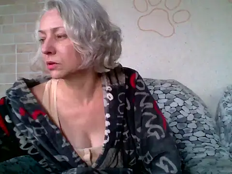 Lorie Carrie online show from 04-20-26, 10:29