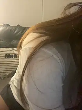 Snapshot of Keaibo chatting on 03-11-25, 04:43 Keaibo online show from 03-11-25, 04:43