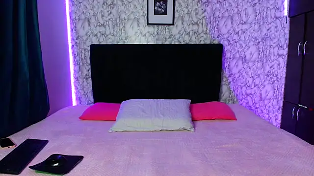 camii evanss online show from 11-12-25, 06:14