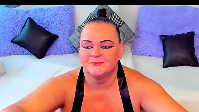 MilanaBiegert online show from 10-10-25, 07:40