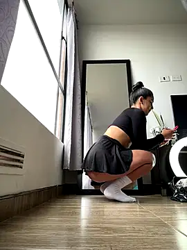 Nikothyna online show from 09-15-25, 04:40