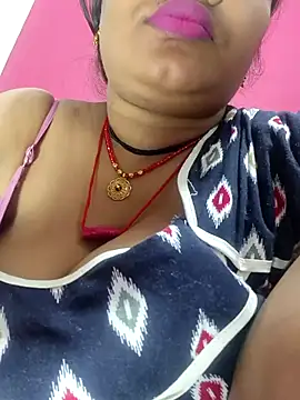 sexychutxxx7 online show from 02-12-26, 03:18