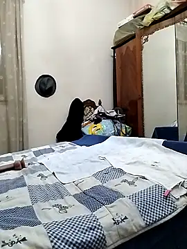 Lucia8600 online show from 09-24-25, 07:39