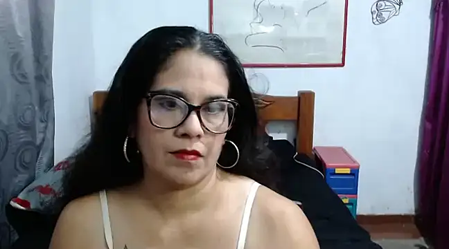 Mistresskloe01 online show from 12-02-24, 12:40