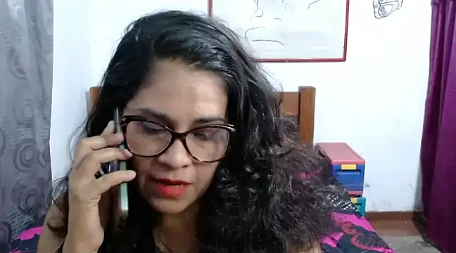 Mistresskloe01 online show from 12-05-24, 12:55