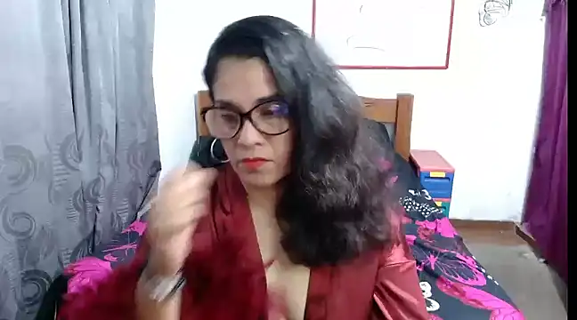 Mistresskloe01 online show from 12-26-24, 12:27