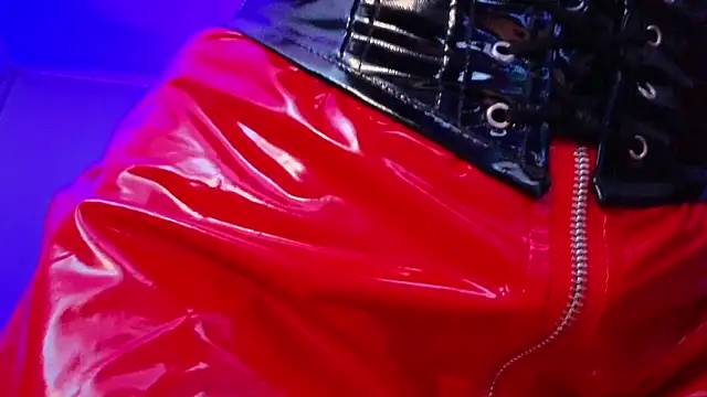 Julieta Russell online show from 03-22-25, 02:58