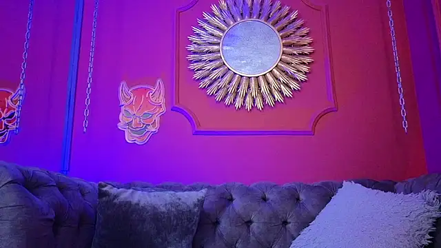 Julieta Russell online show from 02-17-26, 12:01