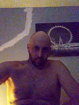 Snapshot of BigCockwonder86 chatting on 07-03-26, 10:27 BigCockwonder86 online show from 07-03-26, 10:27