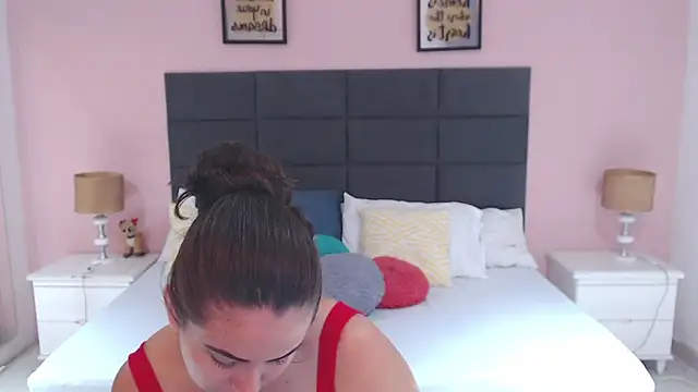 MadisonJenner online show from 01-13-25, 11:41