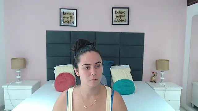 MadisonJenner online show from 01-15-25, 03:07