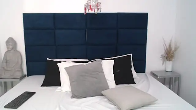 MadisonJenner online show from 02-07-25, 09:04