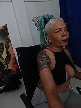 freyadevil333 online show from 02-04-26, 05:46