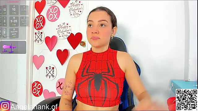 Snapshot of Angela_hank2 chatting on 03-17-25, 04:54 Angela hank2 online show from 03-17-25, 04:54